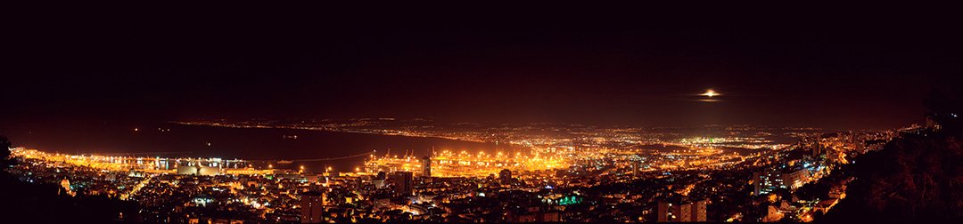 Вид на ночную Хайфу