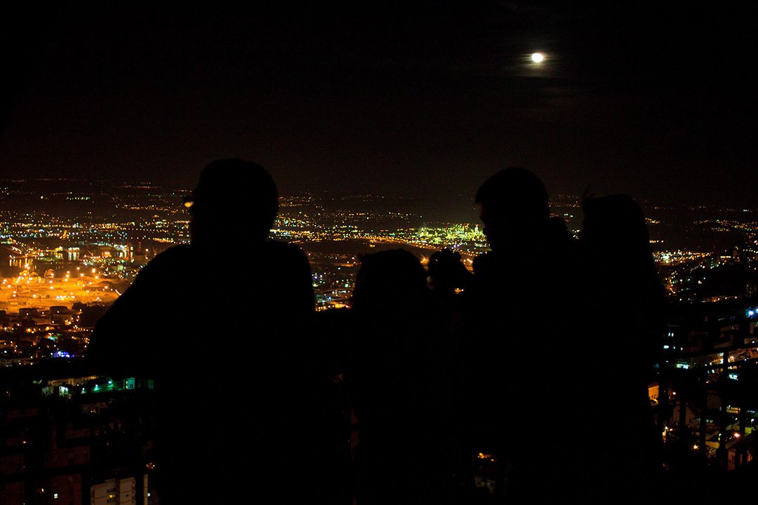 Вид на ночную Хайфу