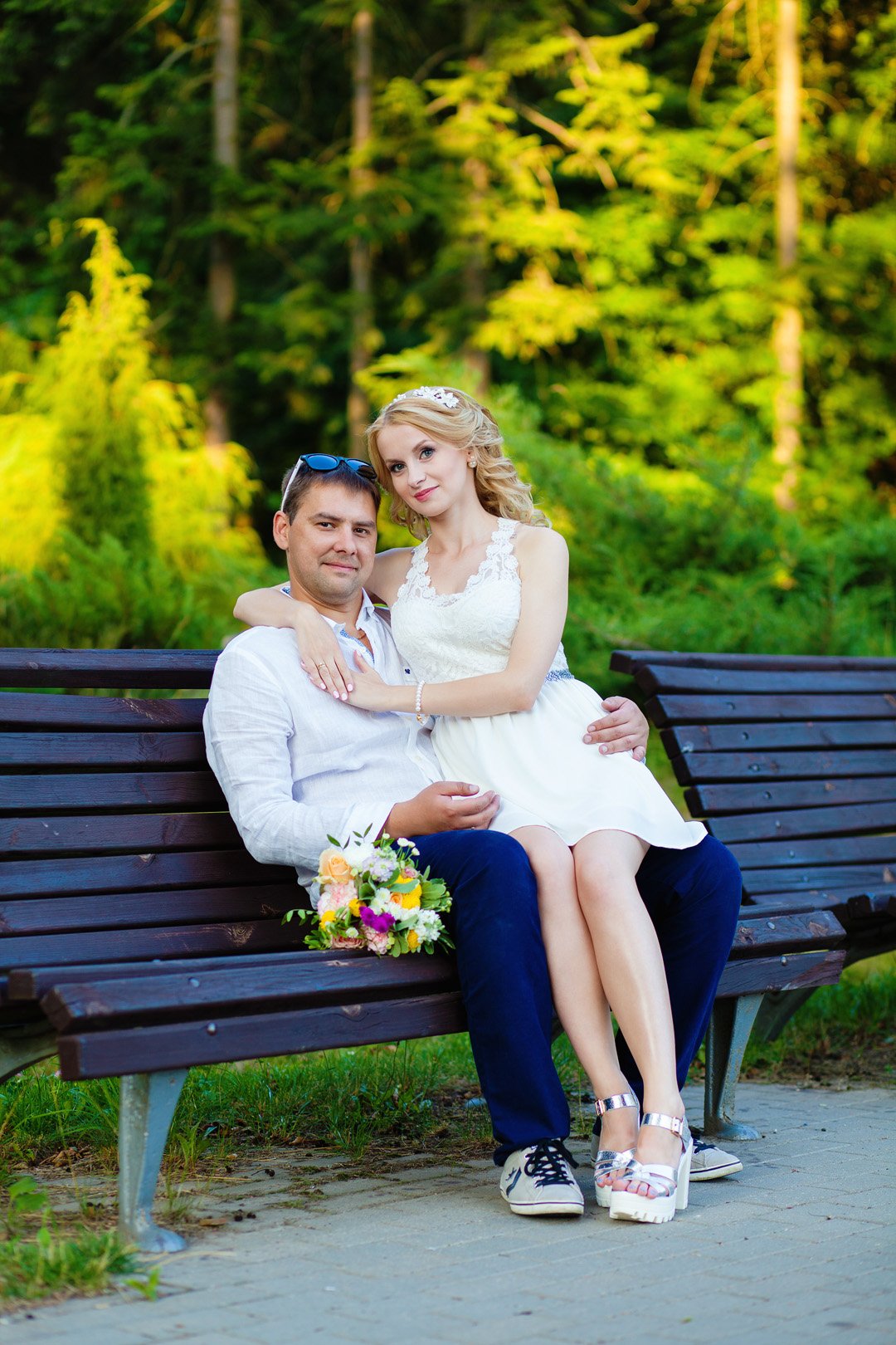 Love-story съемка на скамейке в ботаническом саду | Свадебный фотограф в Минске, Александр Морозов